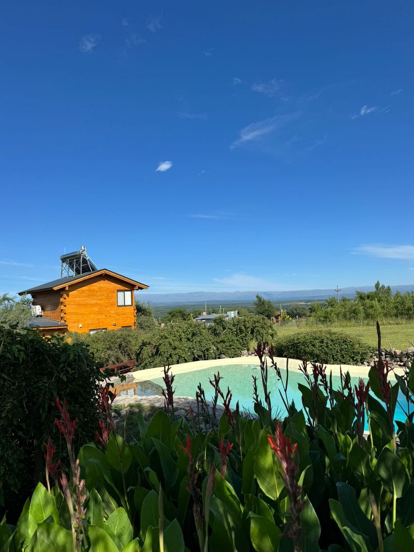 Las sierras y el valle vistos desde Apapachar